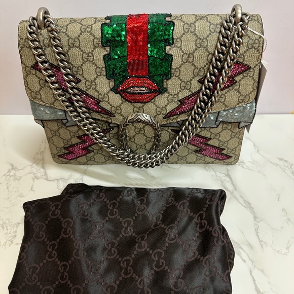 💎✨Authentic 💎GG Supreme Canvas Embroidered Sequin Medium 💎Sold - Picture 2 of 15